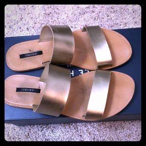 Forever 21 Gold flats